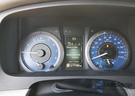 2016 Toyota Sienna Xle z USA, uszkodzony, nr VIN 5TDYK3DC4GS714787